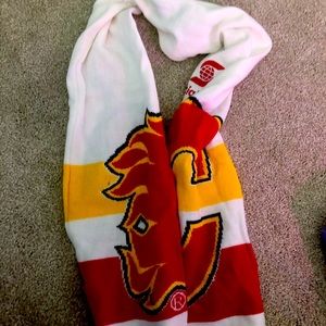 2/$30 Calgary flames 🔥 scarf